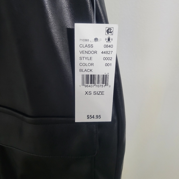 Pacsun Black Faux Leather Cargo Mini Skirt Size XS - Picture 3 of 6